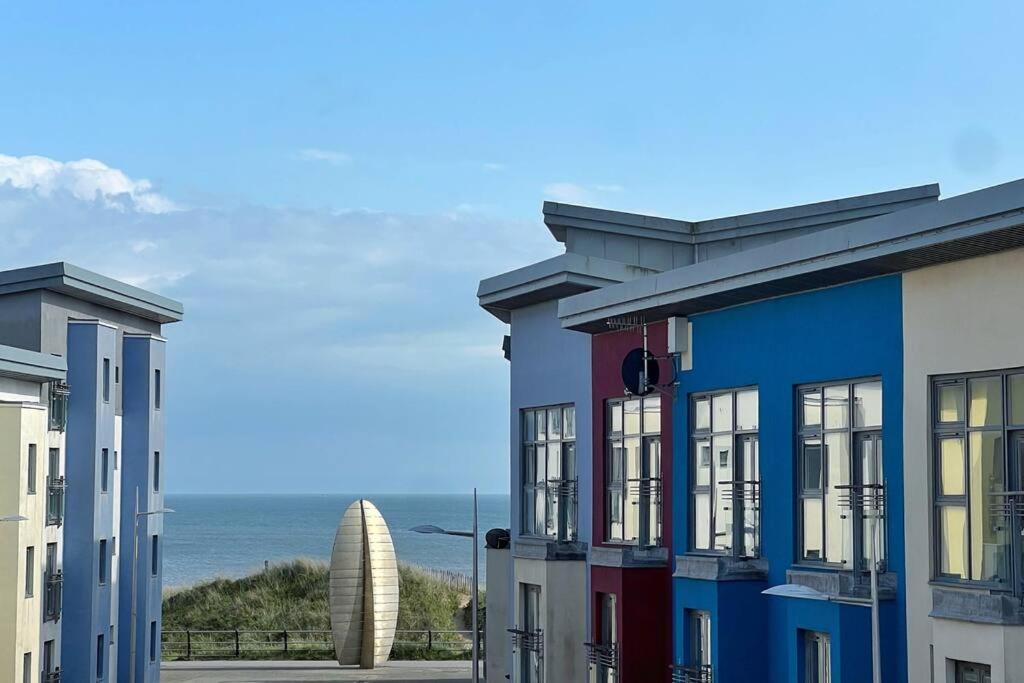 New Luxurious And Business Apt Apartment Swansea Bagian luar foto