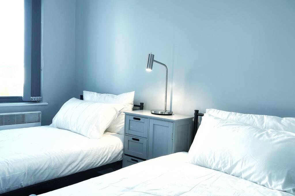 New Luxurious And Business Apt Apartment Swansea Bagian luar foto